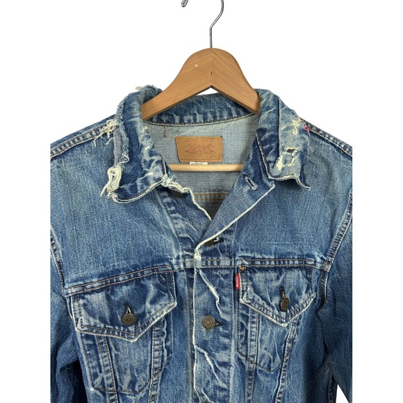 Vintage Levis Denim Trucker Jacket Blue Jean Distressed‎ Faded Mens - Picture 3 of 16